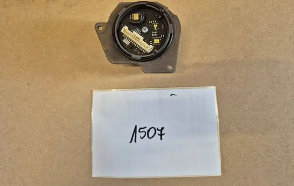 Lexus RX V LED ballast control module 10129723CP