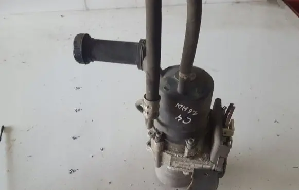 Citroen C4 Aircross Power steering pump 9676740380