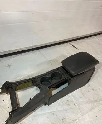 Volvo XC70 Center console 9204304