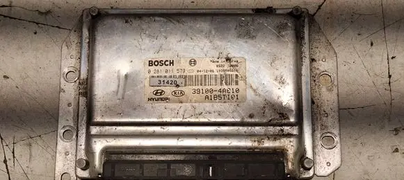 KIA Sorento Engine control unit/module 0281011579 A1B5TI01 391004A810
