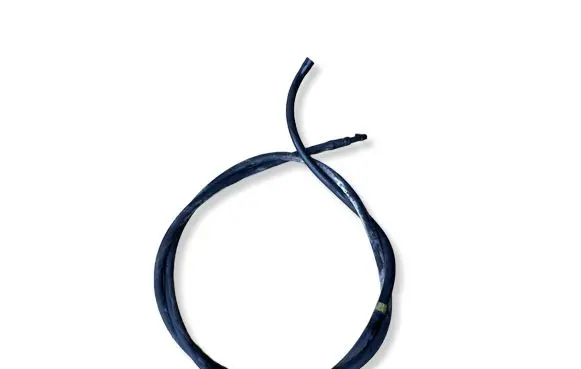 Nissan Juke I F15 Windshield washer fluid hose 