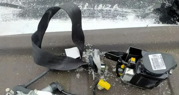 Honda CR-V Seat belt trim 608200200A