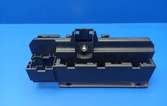 BMW 7 E65 E66 Fuse module 6900582 6113690058204