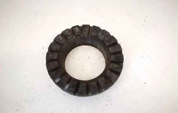 Ford Mondeo MK IV Front coil spring rubber mount 6g915599baa 6g91-5599-baa
