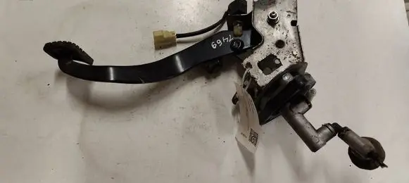 Clutch pedal