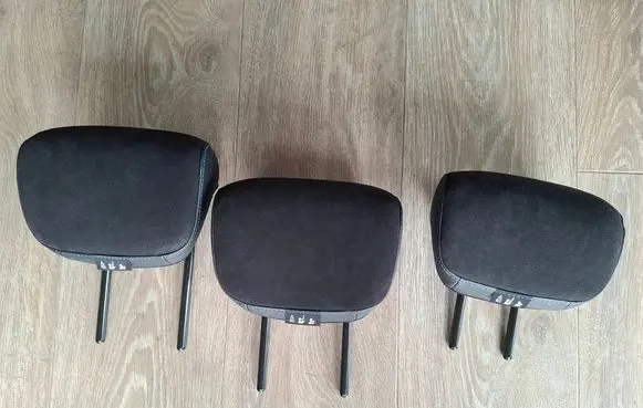 Renault Austral Front seat headrest