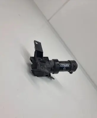 Suzuki Grand Vitara II Headlight washer spray nozzle