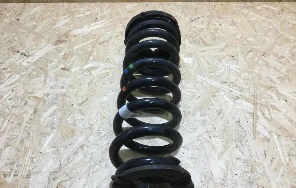 Jaguar F-Pace Rear coil spring Hk835534cb T4A13130