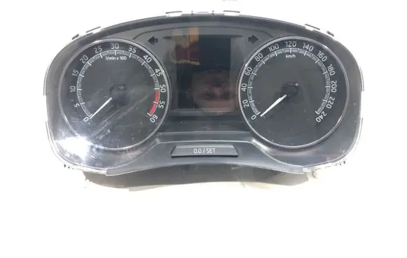 Skoda Rapid (NH) Speedometer (instrument cluster) 5JA920701B