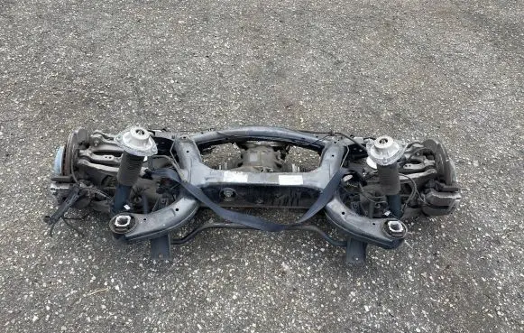 BMW X5 F15 Rear axle beam with reductor 