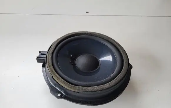 Ford C-MAX II High frequency speaker in the rear doors 6M2T18808FC