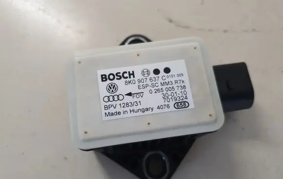 Audi A5 8T 8F ESP acceleration yaw rate sensor 8K0907637C