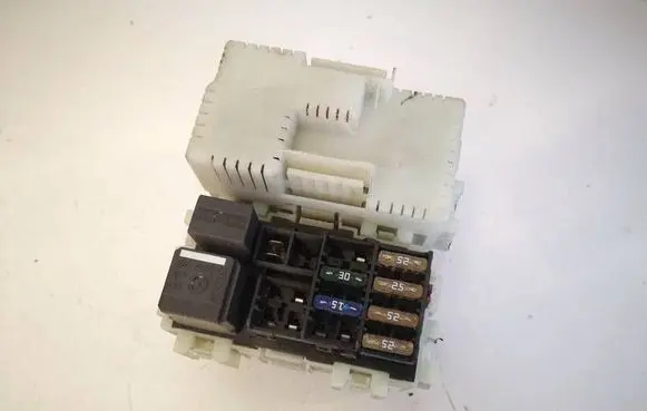 Volvo V70 Fuse box set 6G9T14K131AA