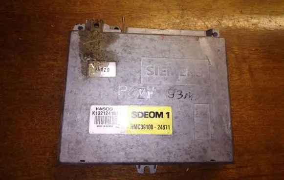 Hyundai Lantra I Engine control unit/module K102124101 94020