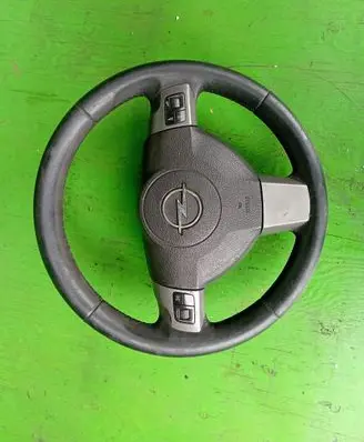 Opel Zafira B Steering wheel