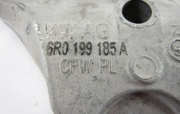Skoda Fabia Mk3 (NJ) Engine mounting bracket 6r0199185a