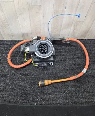 BMW 3 F30 F35 F31 Electric car charge socket 6824111 9367068 61126824111