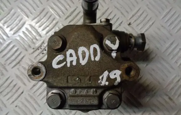 Volkswagen Caddy Power steering pump