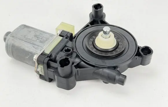 Cupra Formentor Front door window regulator motor 5Q0959801 27092024