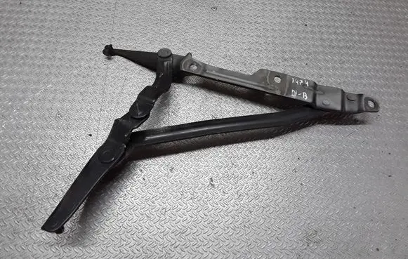 Audi A8 S8 D2 4D Tailgate/trunk/boot hinge