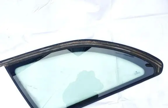 Skoda Octavia Mk2 (1Z) Rear side window