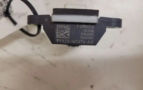 Jaguar XF Airbag deployment crash/impact sensor 9X2314C676AA