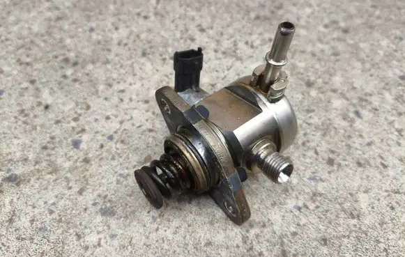 KIA Stinger Fuel injection high pressure pump 9760A900 353202CTB0 17K140159AF02