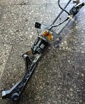 Mercedes-Benz C W203 Front wiper linkage and motor 404518 5453A A2038200342