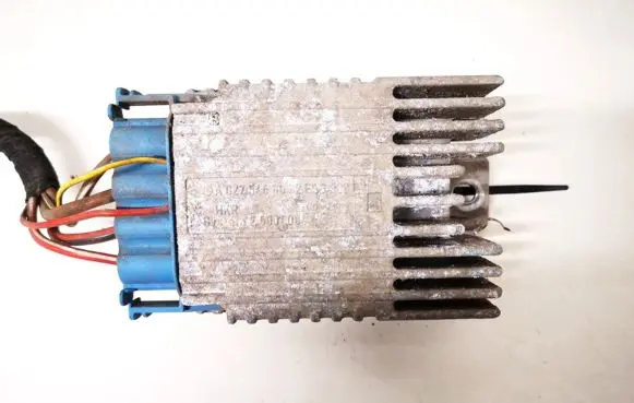 Coolant fan relay