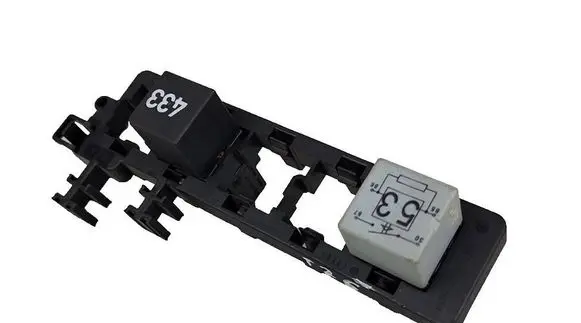 Volkswagen PASSAT B6 Fuse box set 1K1937503