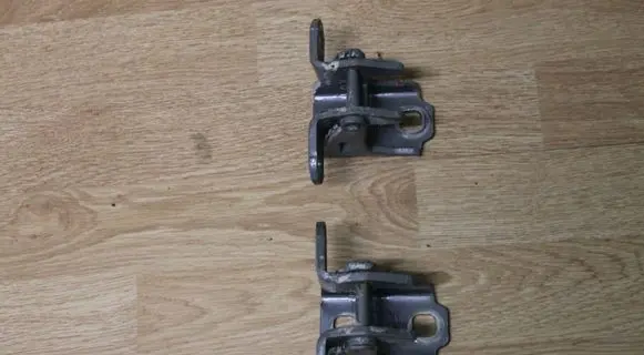 Saab 9-3 Ver2 Front door hinge set 