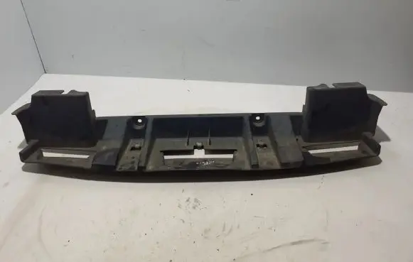 Dodge Durango Intercooler air guide/duct channel 68381711AA