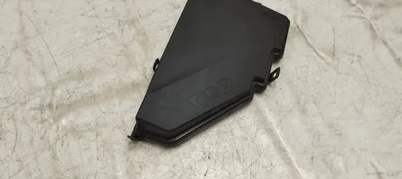 Volvo XC90 Fuse box cover 31654059