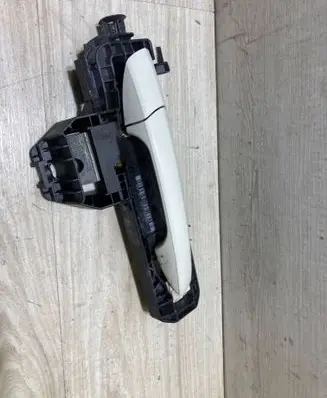 Mercedes-Benz C W204 Front door exterior handle A2047601634