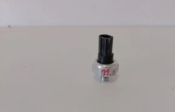 Lexus NX Air conditioning (A/C) pressure sensor 