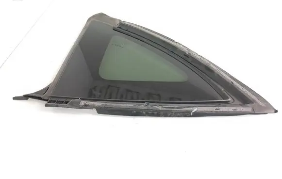 Tesla Model Y Rear side window 160080940E