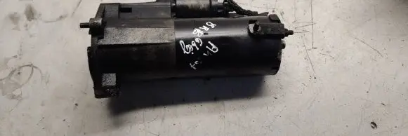 Audi A4 S4 B7 8E 8H Starter motor 03G911023