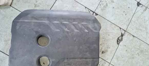 Ford Focus Engine cover (trim)
