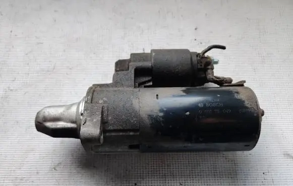 Mercedes-Benz Vito Viano W639 Starter motor A0061514101 0001115049 234427