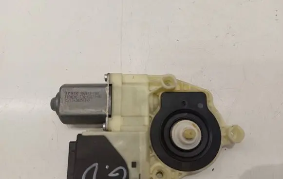 Volkswagen PASSAT B6 Rear door window regulator motor 1K0959794L 965128101 071109