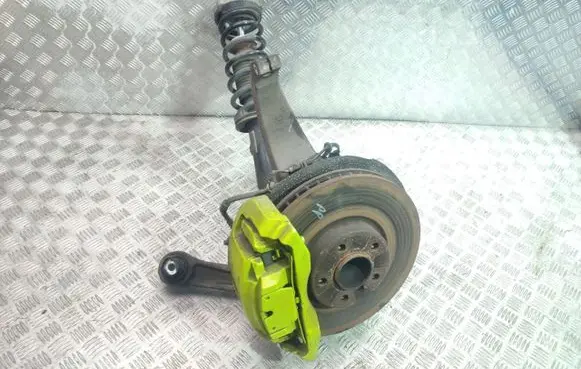 BMW M5 Rear wheel hub