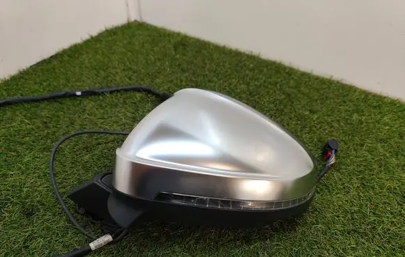 Audi S5 F5 Front door electric wing mirror 