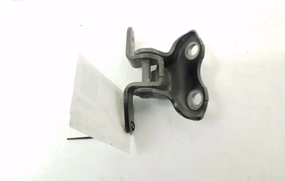 Toyota Verso Front door lower hinge 687400D071