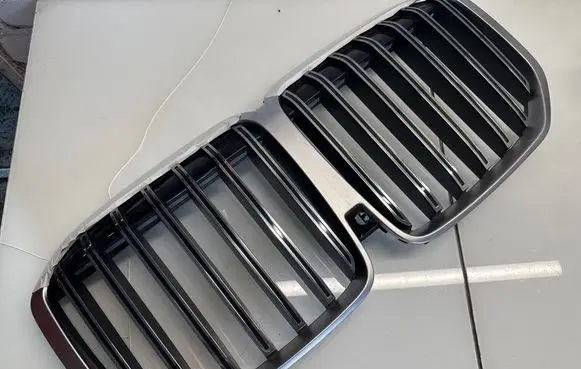 BMW X7 G07 Front grill 20240049221 2145410