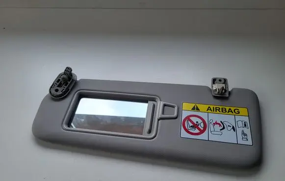 KIA Xceed Sun visor