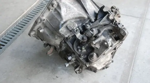Mazda CX-5 Manual 6 speed gearbox D6010