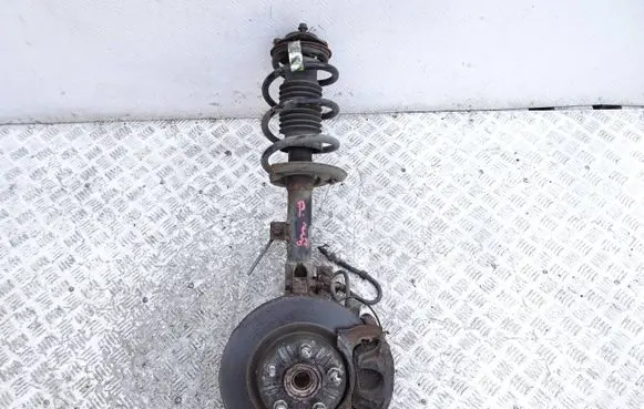 Front wheel hub spindle knuckle
