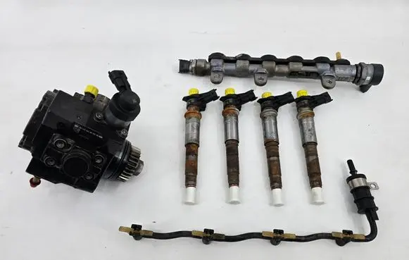 Nissan Qashqai Fuel injection system set 0445115 0445115084 H8200690744