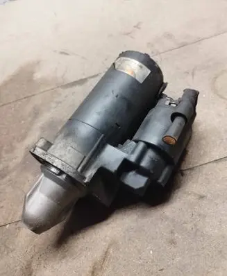 Mercedes-Benz CLK A209 C209 Starter motor 0986018170