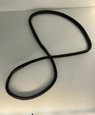 BMW M5 F90 Rear door rubber seal (on body) 7381326